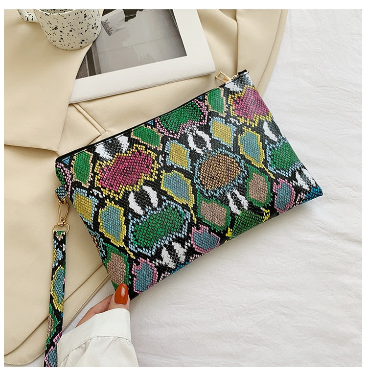 Snakeskin Pattern Clutch Fashion Zipper Hand Bag